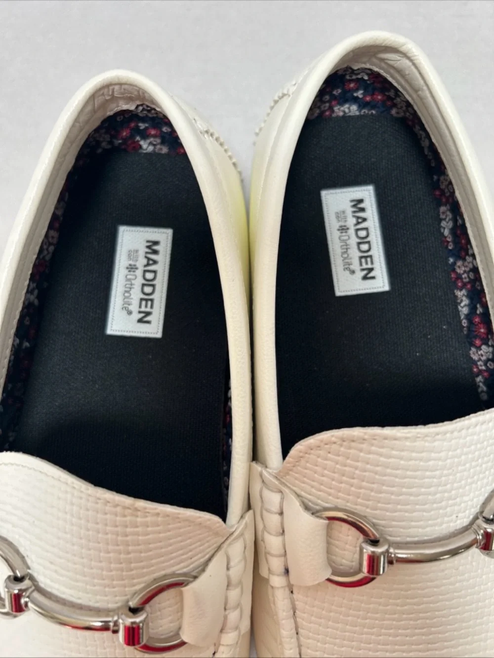 White Men's Slip-On Loafers‎ with Silver Horsebit